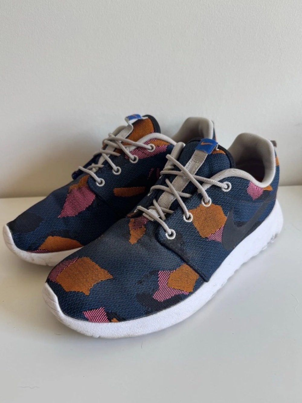Nike Roshe One JCRD Print Sneakers Colorblock Women’s 10 worn once